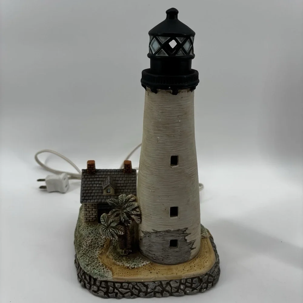 Geo. Z. Lefton Vintage Cape Florida 1825 Lighted Lighthouse Ceramic Hand Painted